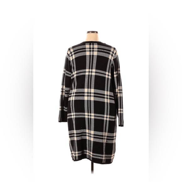 Torrid Plaid Black & Pink Cardigan - Picture 2 of 3